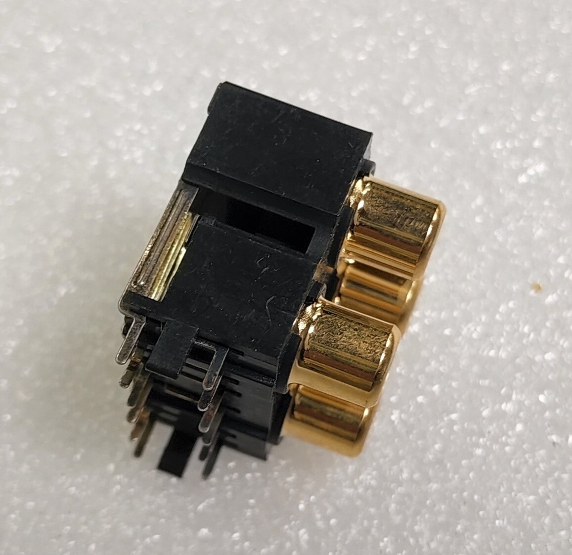 Vestax PMC PCV Mixer Replacement 4 RCA Jack Block 12 solder