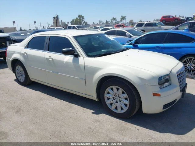 Used Deck Lid fits: 2008 Chrysler 300 w/o spoiler Grade B - Image 4 of 4