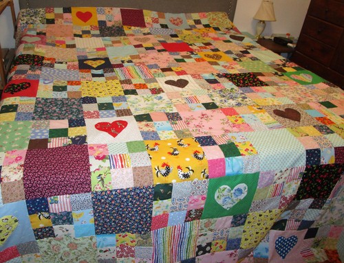 Quilt Top Scrap 9 patch w/ Hearts Hand Appliqued, Large 91"x109" TOP ONLY - Picture 4 of 14