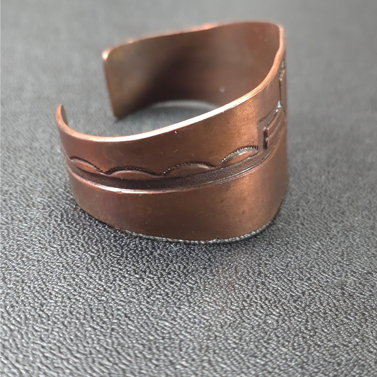 Vintage Unsigned Solid Copper Bracelet Aztec Sout… - image 2