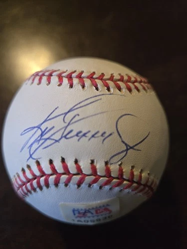Ken Griffey, Jr. signed baseball - COA PSA/DNA