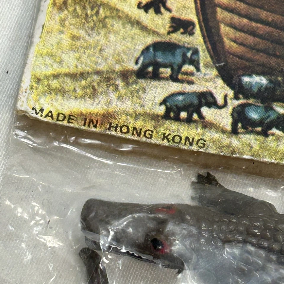 Bolso sellado vintage Arco Ark nuevo juguete animales dos caimanes Hong Kong Foto 4 de 4