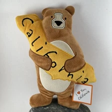 I Love You California Bear Hug Plush Bear San Francisco Mercantile w/ tags