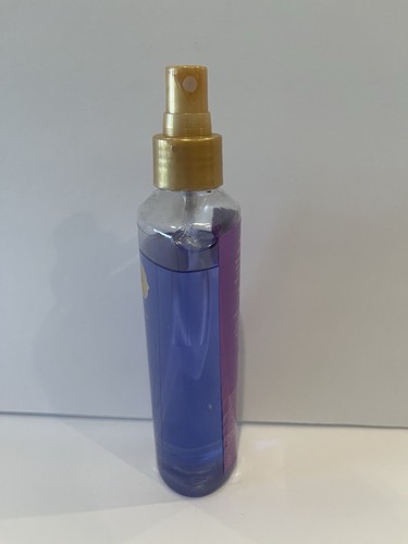 Preowned “BERRY KISS” Body Mist 8.4oz Victoria's Secret Garden 85% FULL - RARE!! - Picture 3 of 6