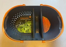 Fiskars Garden Harvest Basket: Garden Basket (Black)