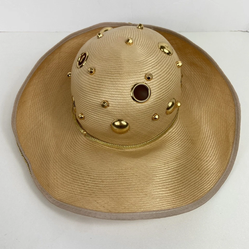 Oscar de la Renta Natural Straw Wide Brim Hat w/ Gold Appliqués & Grommets S - Image 4 of 4