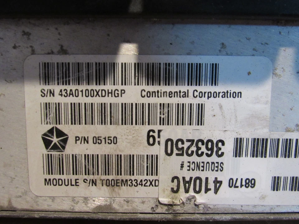 2013 吉普大切诺基发动机计算机控制模块单元 ECU ECM — 第 4/4 张图片