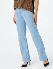 LOGO by Lori Goldstein Lightweight Bootcut 5-Pocket Jeans Light Wash New