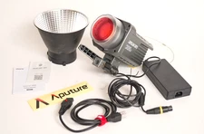 Aputure Amaran 200D LED Video Light Kit - 200W works great
