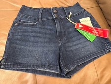 Guess Women s High Rise Short Size 26. Stretch Denim. Brand New
