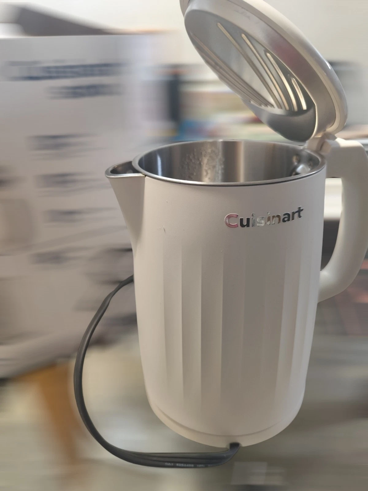 Electric Kettle 1-L Double Wall Design, brings water to a boil in minutes.