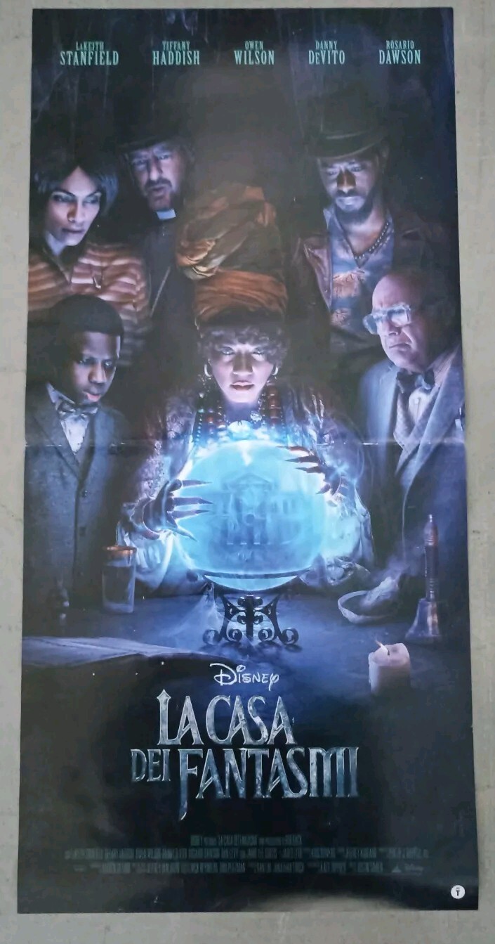 Locandina di La casa dei fantasmi (2023)