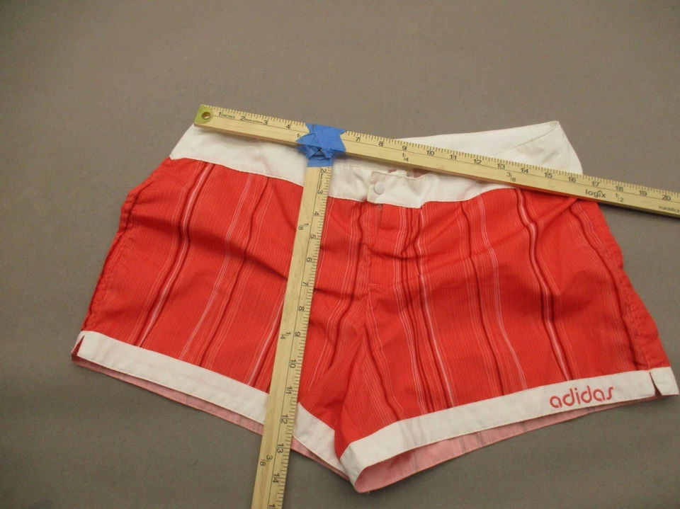 Pantalones Cortos ADIDAS Talla L Para Mujer Rojo Cremallera Mosca Elásticos Cintura Ligeros 365 Foto 2 de 4