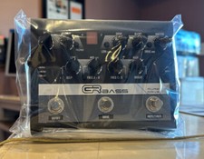 Pedal preamplificador GR Bass Pure Drive edición limitada negra
