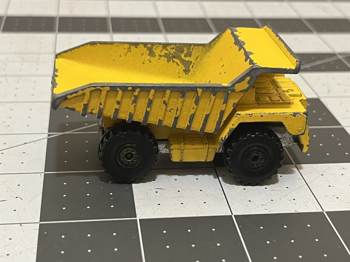 Vintage 1979 Hot Wheels Caterpillar CAT 777 Dump Truck #1171 Hong