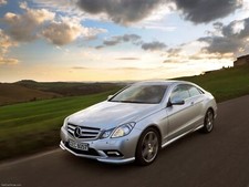 Cars coupe mercedes benz e Desk Mat Stitched