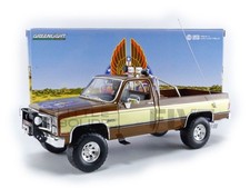 GREENLIGHT COLLECTIBLES 1/18 - GMC K-2500 SIERRA GRANDE WIDESIDE - 1982 13560