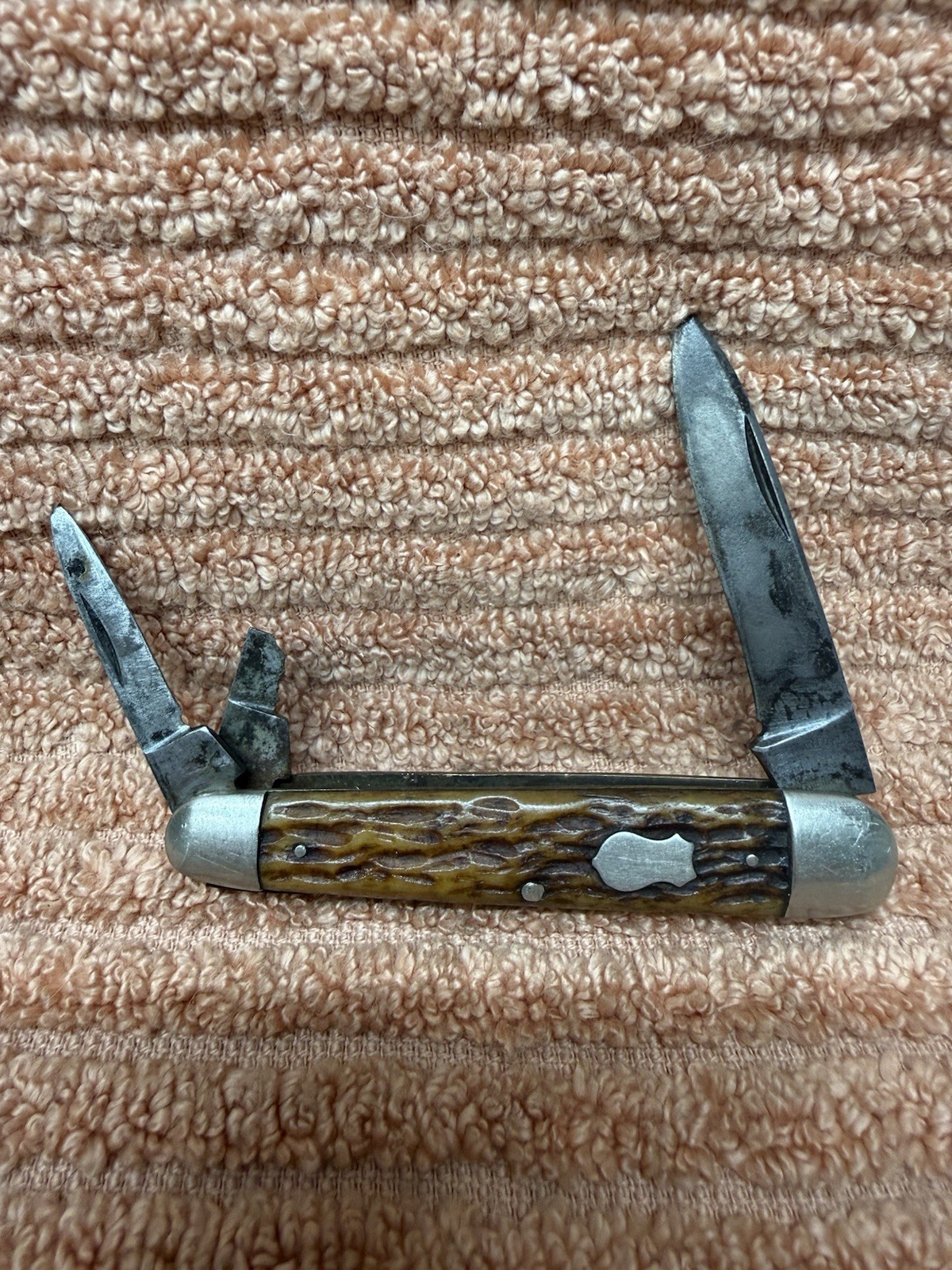 Vintage Valley Forge Cutlery Co 3-Blade Pocket Knife Newark NJ USA - Damaged