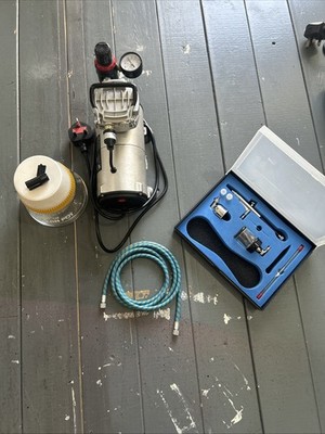 Gebrauchtes AIRBRUSH & KOMPRESSOR SET und Reinigungstopf. Top Zustand. 