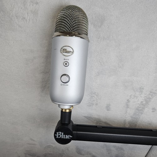 Logitech Yeti Blue 20 Hz - 20 kHz USB Silver Microphone A00132 + Stand No Wires - 第 1/8 張圖片