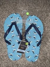 NWT Boy s Kids West Loop Blue Shark Thong Flip Flop Sandals Size M 2/3