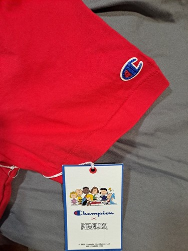 Todd Snyder Champion Peanuts Snoopy Men's Red T-Shirt Limited Edition Small NWT - Picture 5 of 11