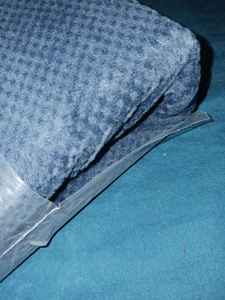 Fundas para sillas de comedor cortas con textura elástica SureFit. Azul chenilla. Lote de 2. Nuevo Foto 4 de 4