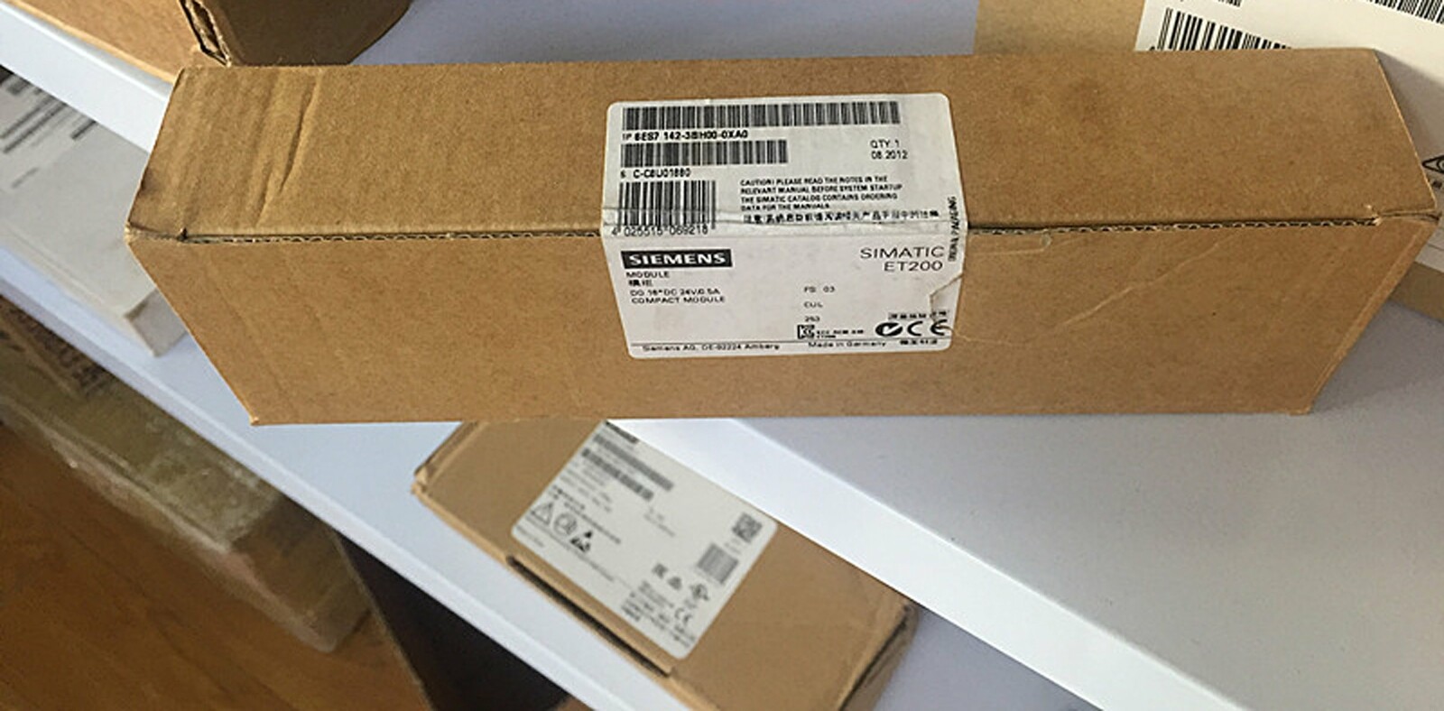 1PC NEW 6ES7 142-3BH00-0XA0 in box 6ES7142-3BH00-0XA0 one year warranty #A6-37