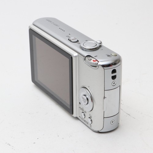 【Excellent+5】Leica C-LUX 1 Compact Digital Camera 6MP Silver from Japan - Picture 3 of 10