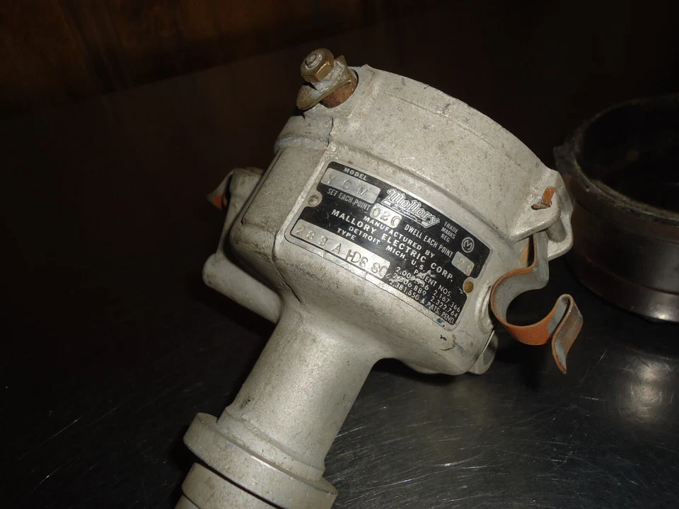 Cadillac 331 V-8 1952 distribuidor de doble punto Mallory YCM 283a vintage Foto 2 de 4