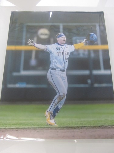 JARED JONES LSU TIGERS LOOK AT ME PHOTO GAME WINNING HIT BOTTOM 9th vs ARKANSAS