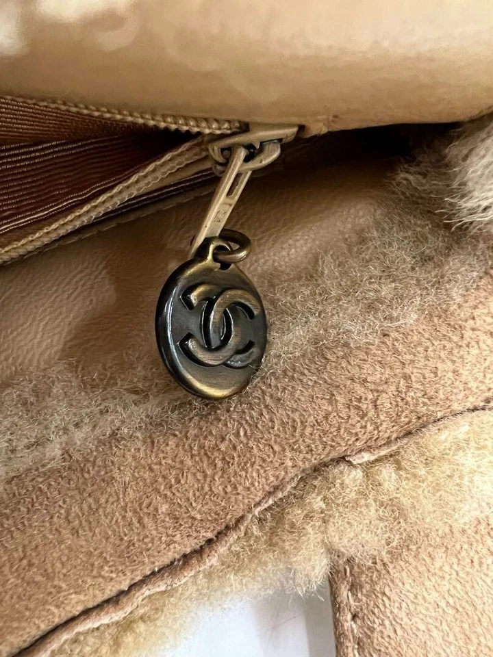 Bolso de Mano Chanel Mouton Gamuza Piel Cuero Logo Genuino Marrón Japón Foto 4 de 4