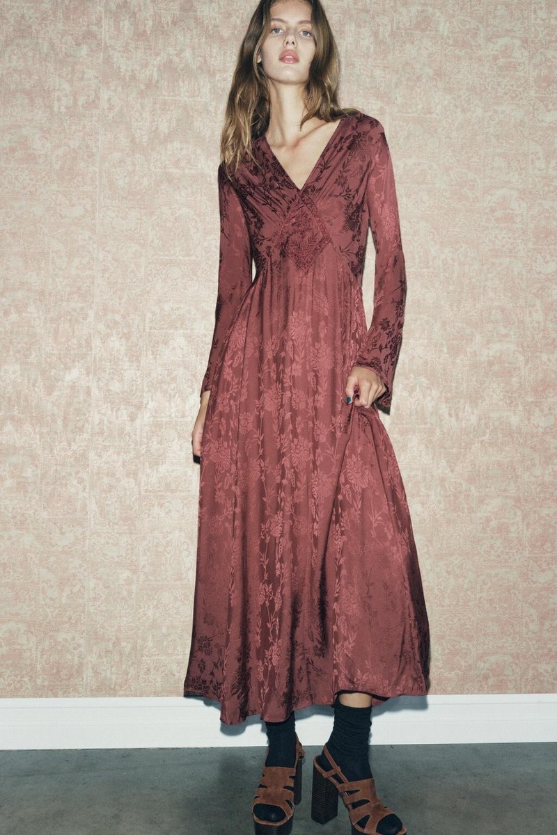 NWT_ZARA WOMAN FW24 EMBROIDERED JACQUARD DRESS ZW COLLECTION