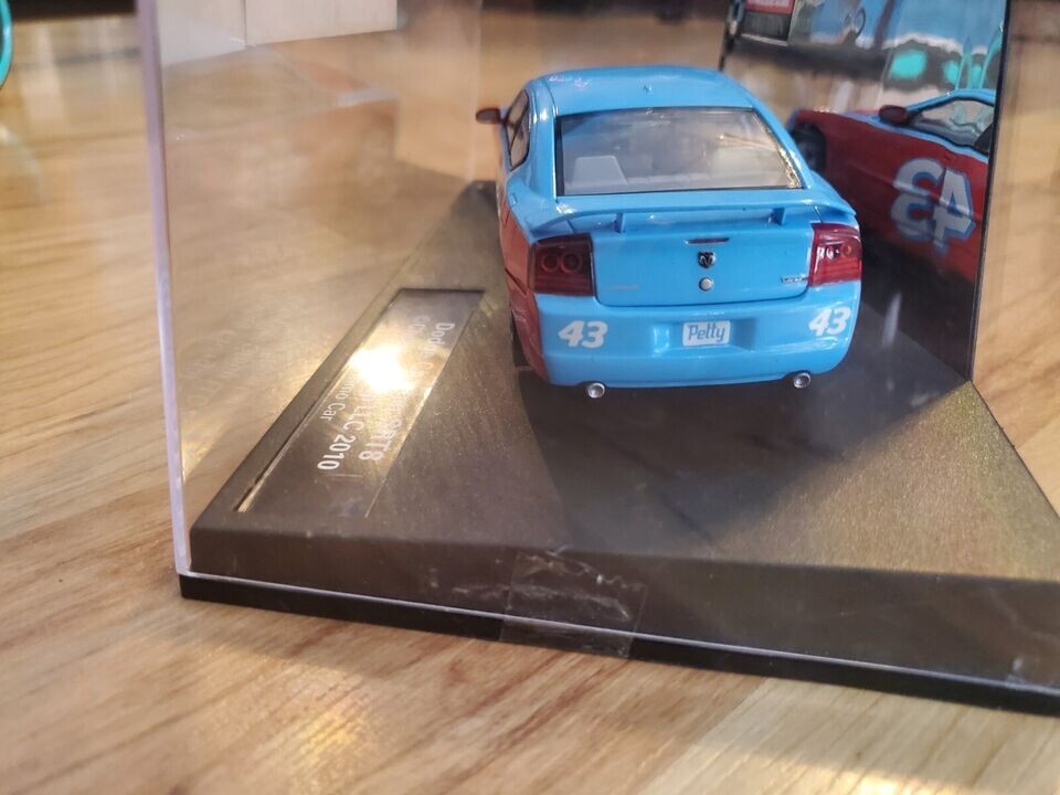 Picture 3 of 3