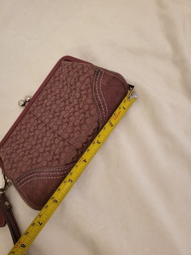 COACH vintage Rare Silver Kiss closure Clutch plum red Wristlet bag w/ dustbag - Picture 10 of 10