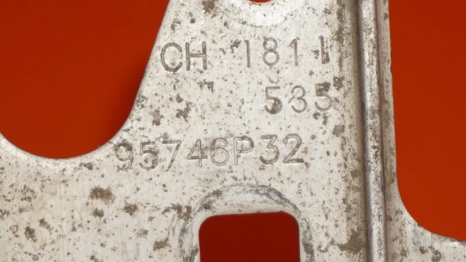 SOPORTE REFUERZO DELANTERO IZQUIERDO Y DERECHO BMW 745 2003 2004 2005 E65 OEM Foto 4 de 4