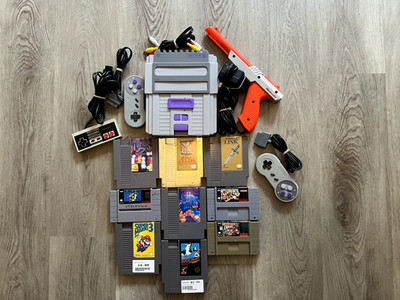 Gray Hyperkin RetroN 2 NES/SNES Console Bundle 9 Games + Controllers + Light Gun