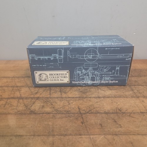5281 Brookfield Collector's Guild 1995 Dodge/Plymouth Neon auto da corsa berlina nuova con scatola - Foto 15 di 16