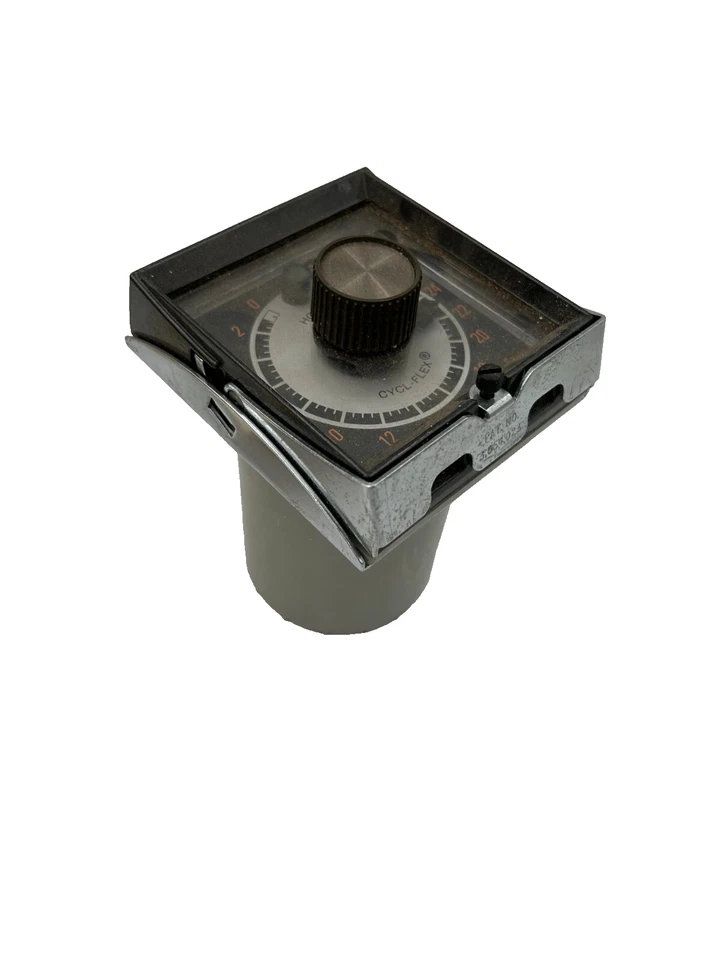 Eagle Signal Controls HP5 Series CYCL-FLEX Reset Timer Model 10 - Image 2 of 3