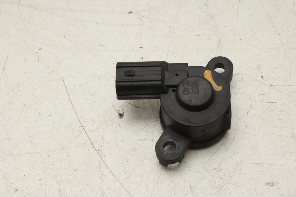 2023 - 2025 起亚 Sportage 混合 EX 前散热器有源空气襟翼传感器 3 件套 — 第 4/4 张图片