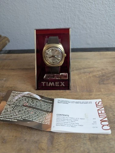 Vintage Men's Timex Viscount Gold Tone Solid State LED Automatic Watch NOS