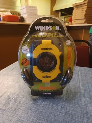 1996 Windsor AM/ FM Radio Stereo Cassette Player CS500 NIP!