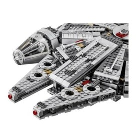 [3-5 Day Ship] LEGO Star Wars: Millennium Falcon (75105)