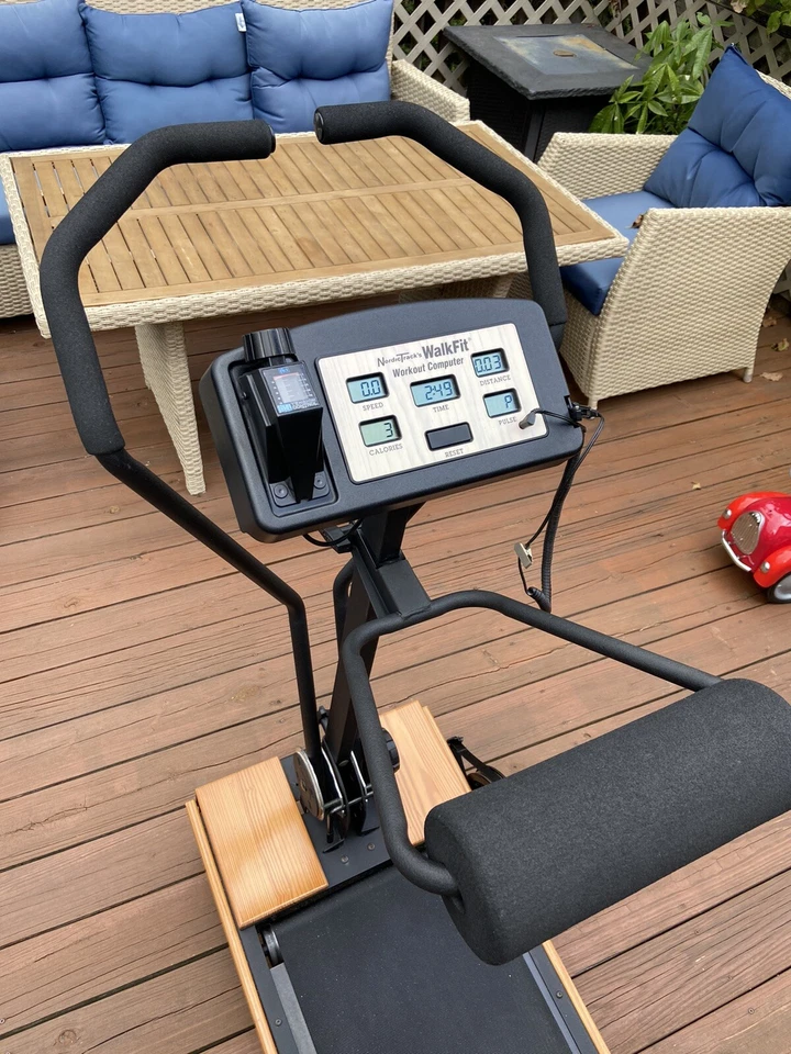 NordicTrack WalkFit 5000 treadmill Cardio workout machine - Image 2 of 4