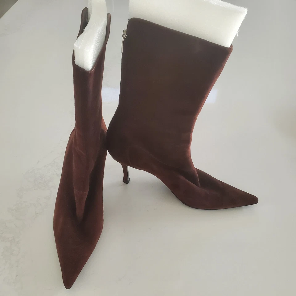 Sergio Rossi Stunning Dark Brown Suede Back Zipper Boot  sz 40 - Image 2 of 4