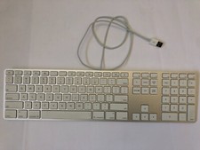 Genuine Apple Mac A1243 Wired Standard USB Keyboard Numeric Keypad Silver White