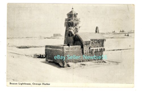 Oswego NY - BEACON LIGHTHOUSE COVERED IN ICE - Postcard - Afbeelding 1 van 2