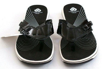 clarks cloudsteppers thongs