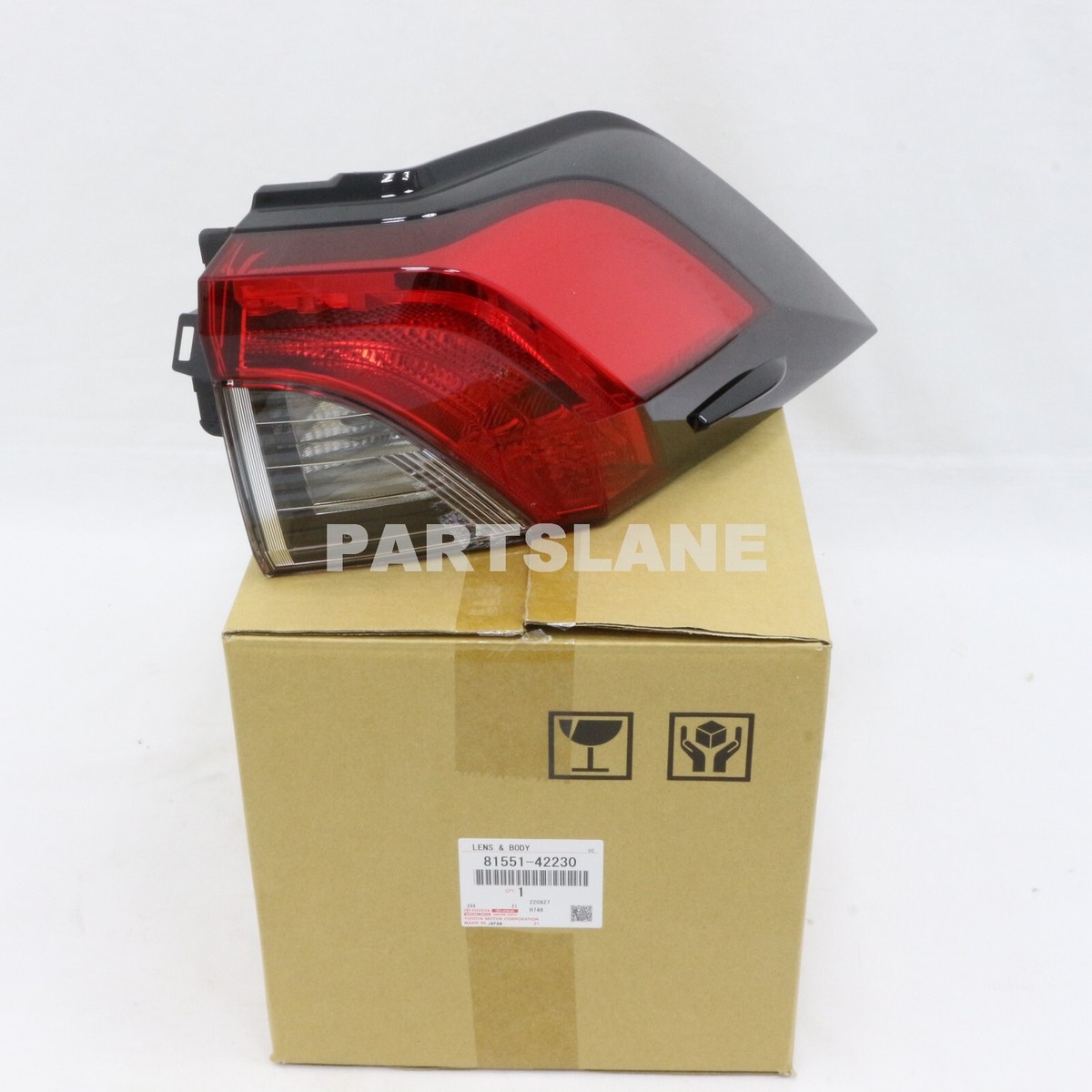 81551-42230 Toyota OEM Genuine LENS & BODY RR | eBay