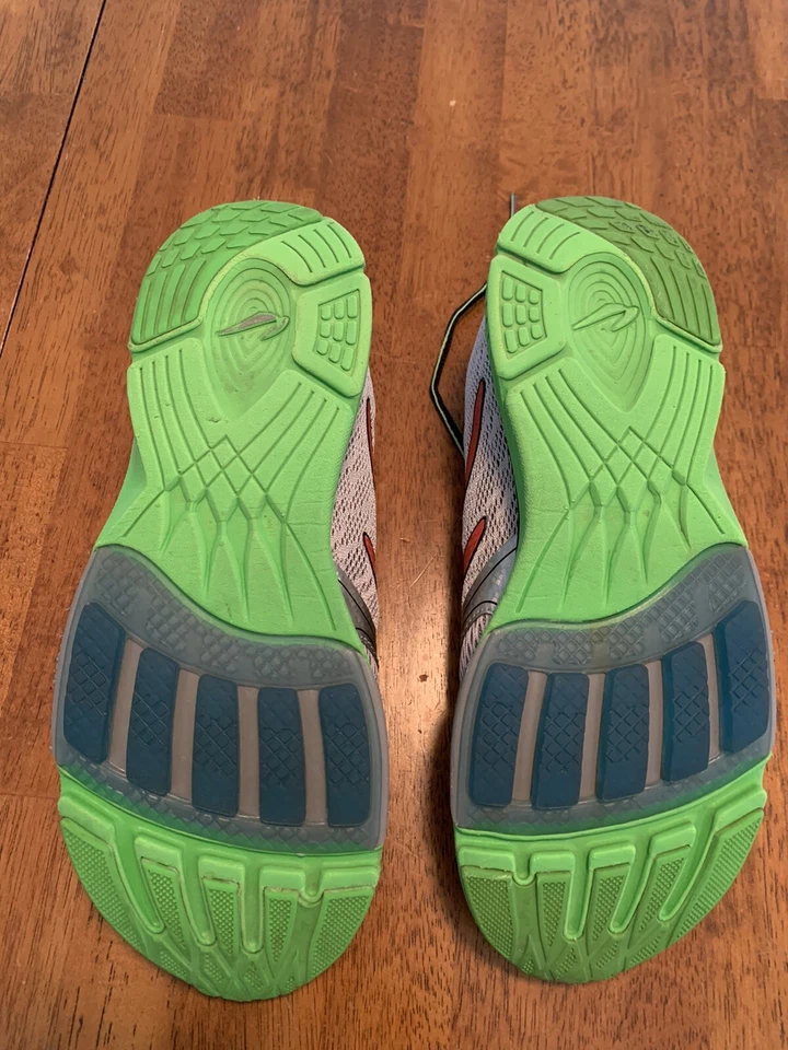 Newton Distance 5 男式美国 9 码银色 — 第 4/4 张图片